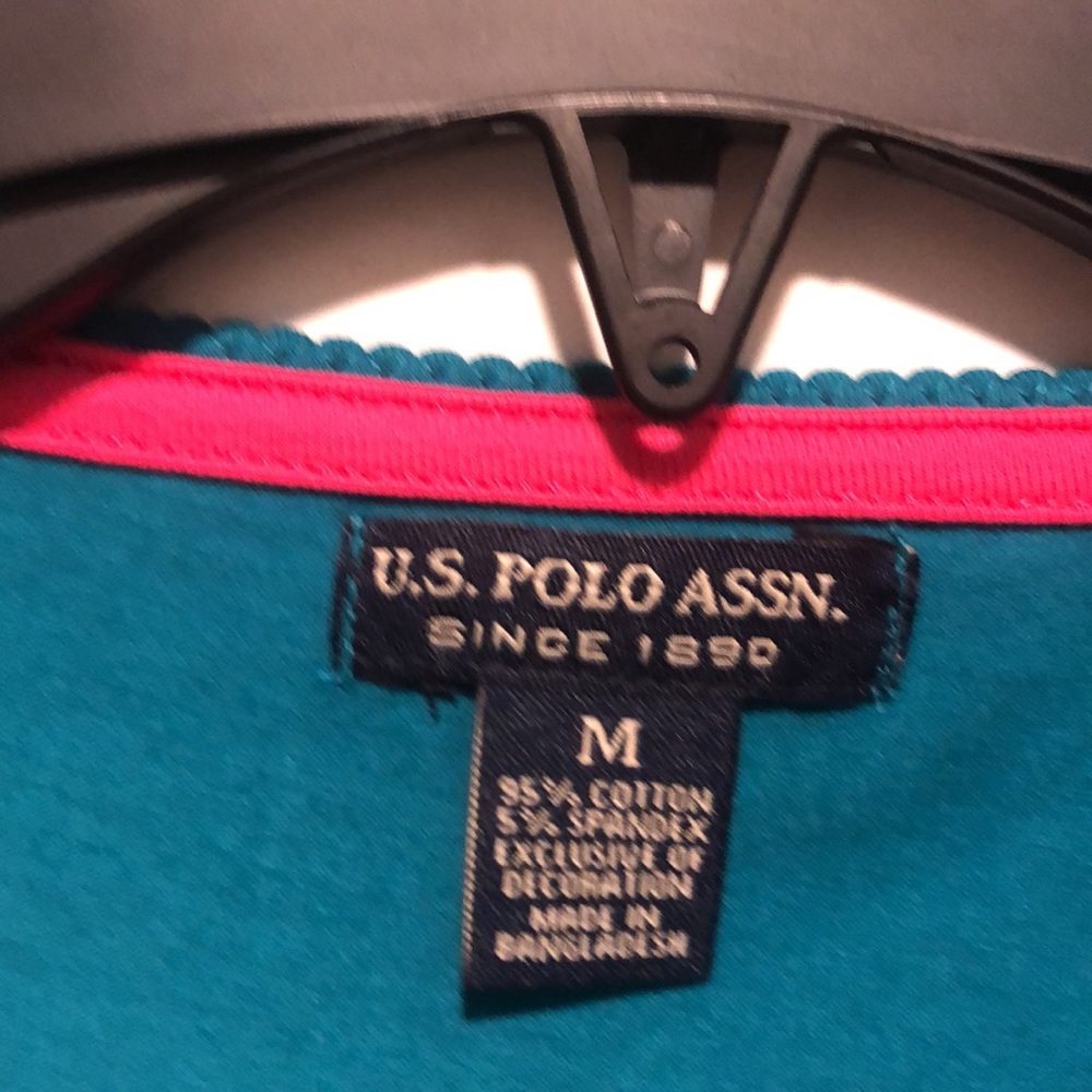 US Polo Assn - medium size - Picture 3 of 15